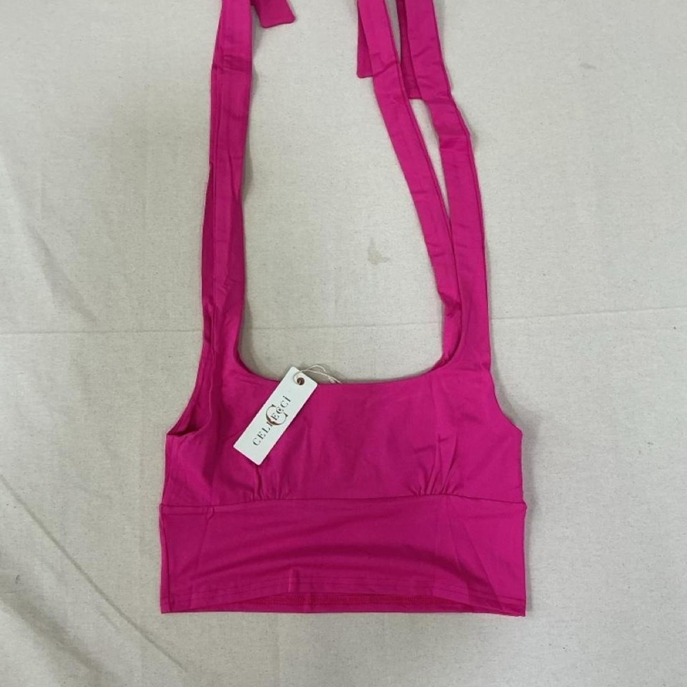 CELLECCI hot pink crop top‎